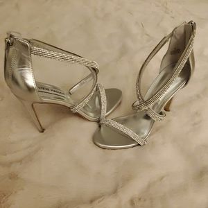 Silver rhinestone  shoe